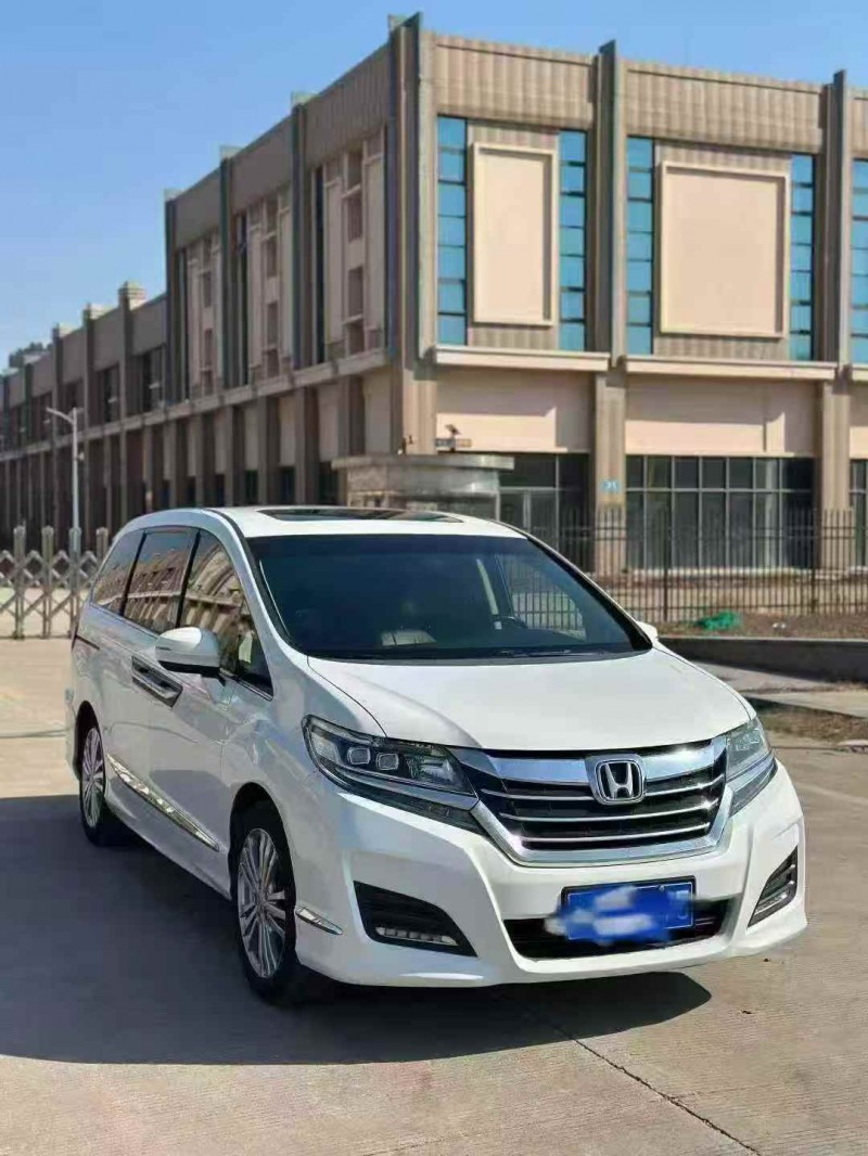 枣庄18年本田艾力绅2