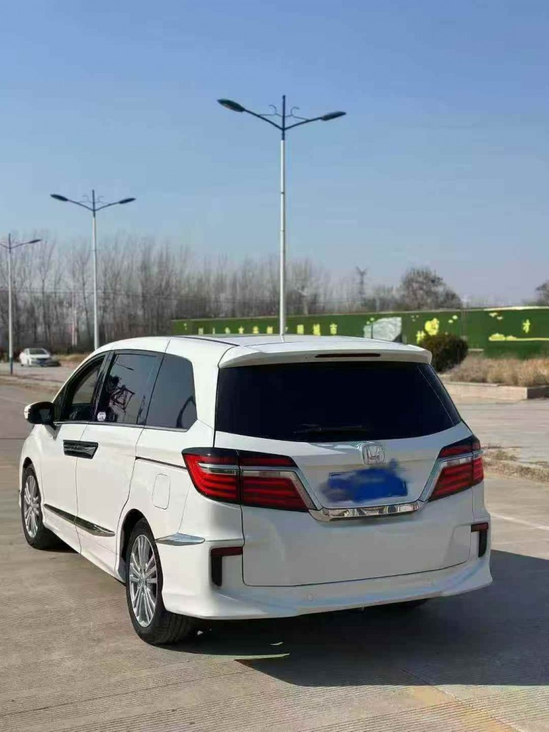 枣庄18年本田艾力绅6