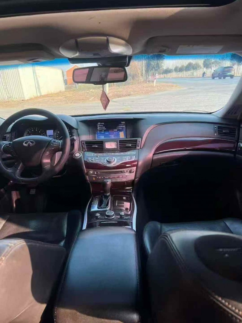 菏泽12年英菲尼迪M374