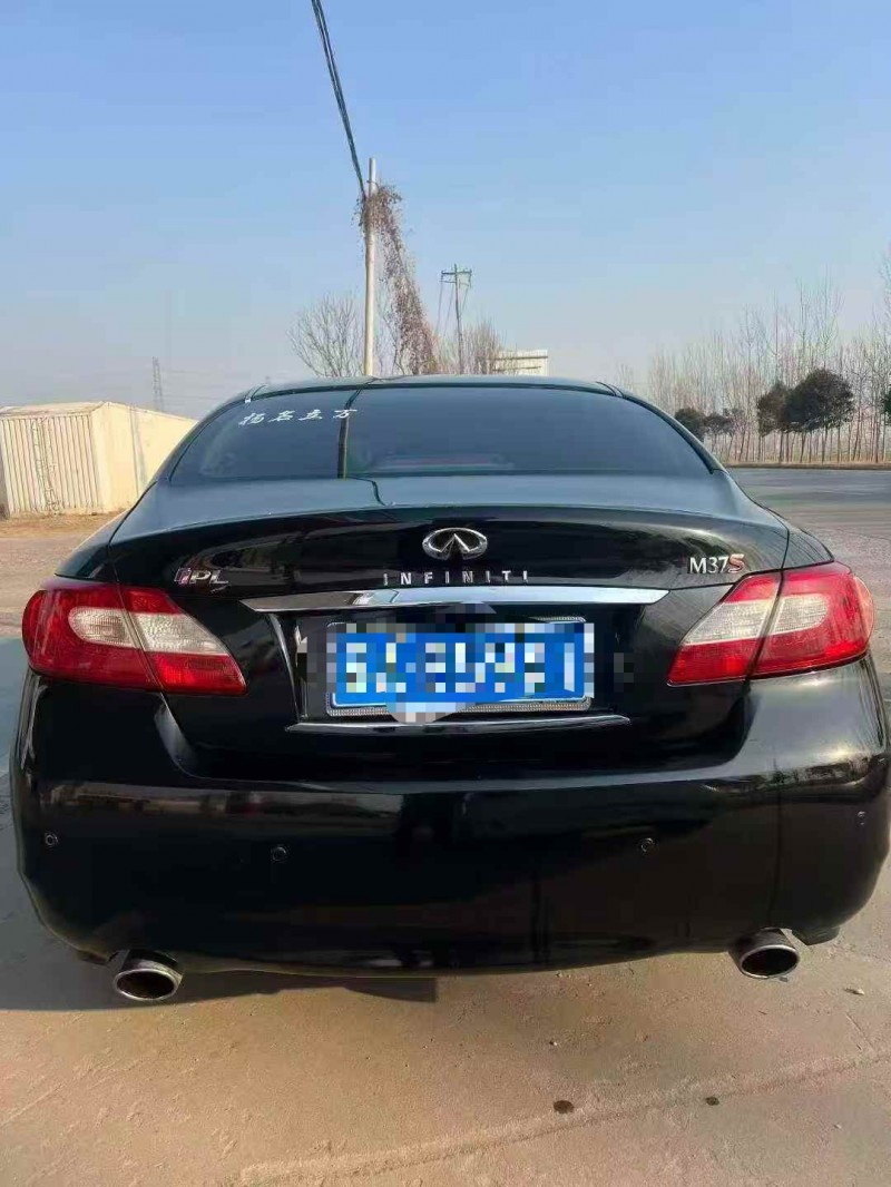 菏泽12年英菲尼迪M379