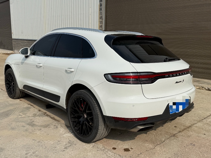 岳阳19年保时捷Macan4