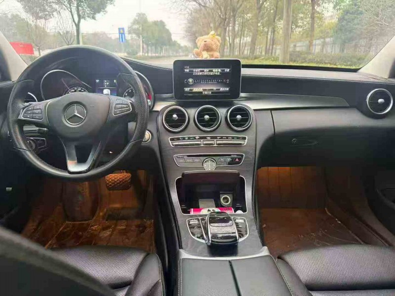 长沙18年奔驰C8