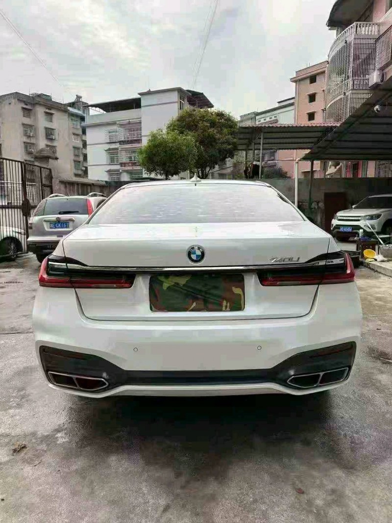 常德17年宝马7系8