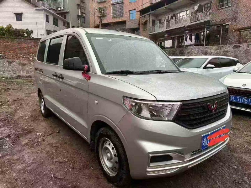 邵阳24年五菱汽车宏光3