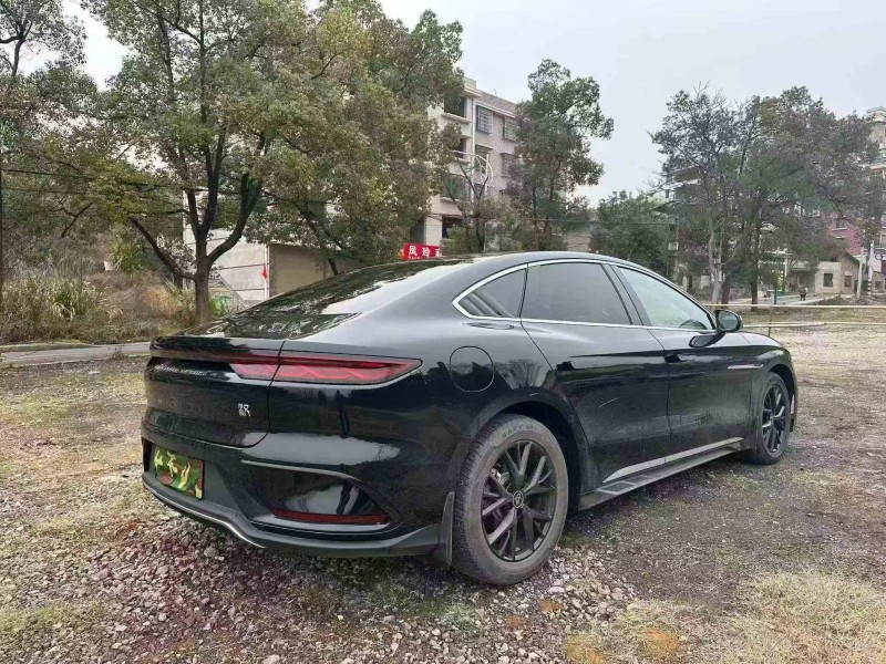 张家界24年比亚迪汉7