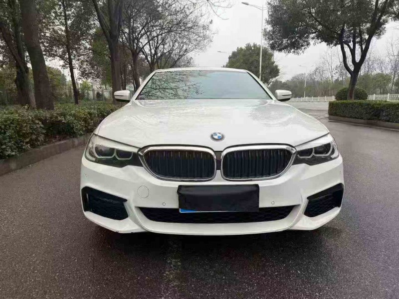 邵阳19年宝马5系1