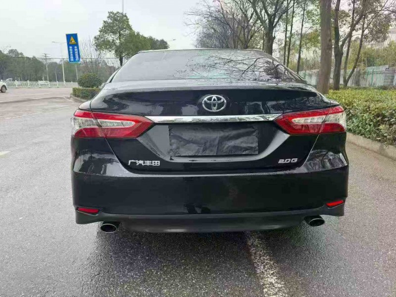 邵阳21年丰田凯美瑞7