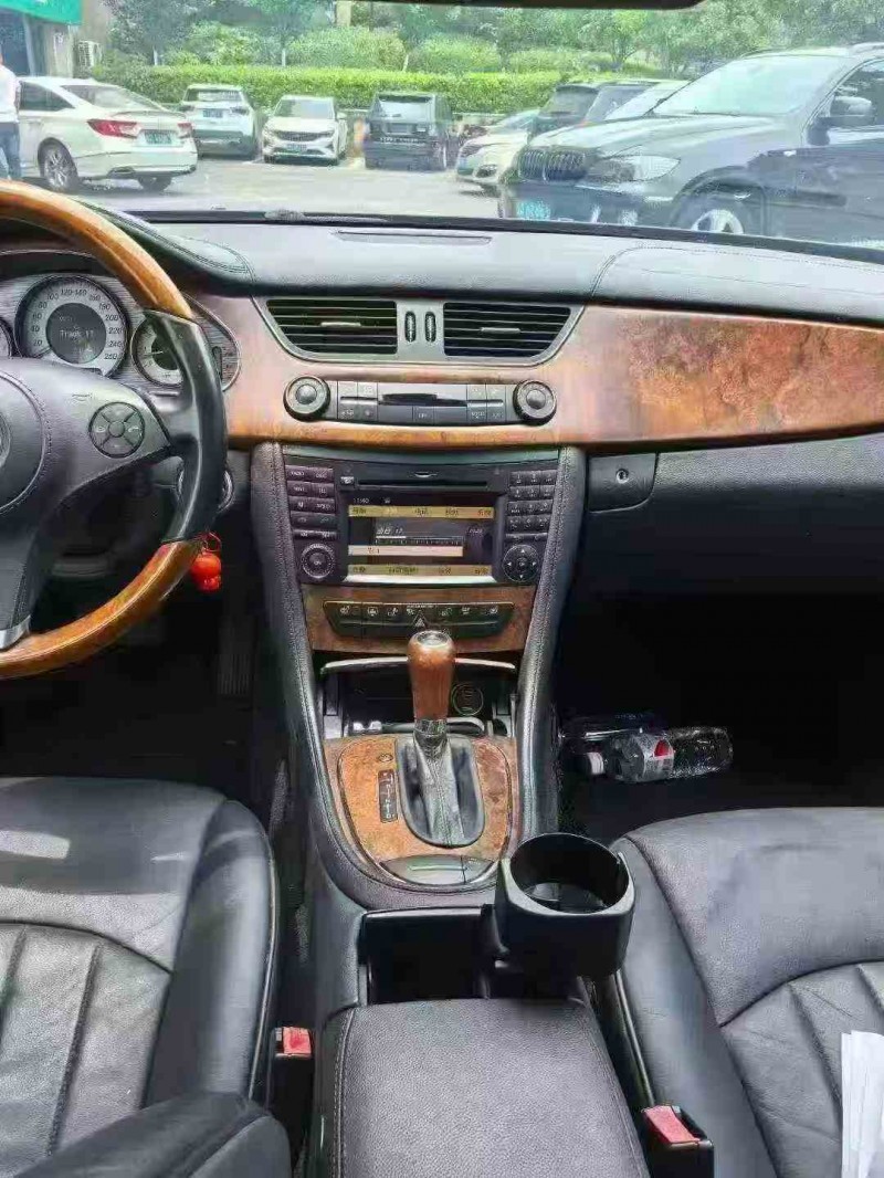 吉安10年奔驰CLS6