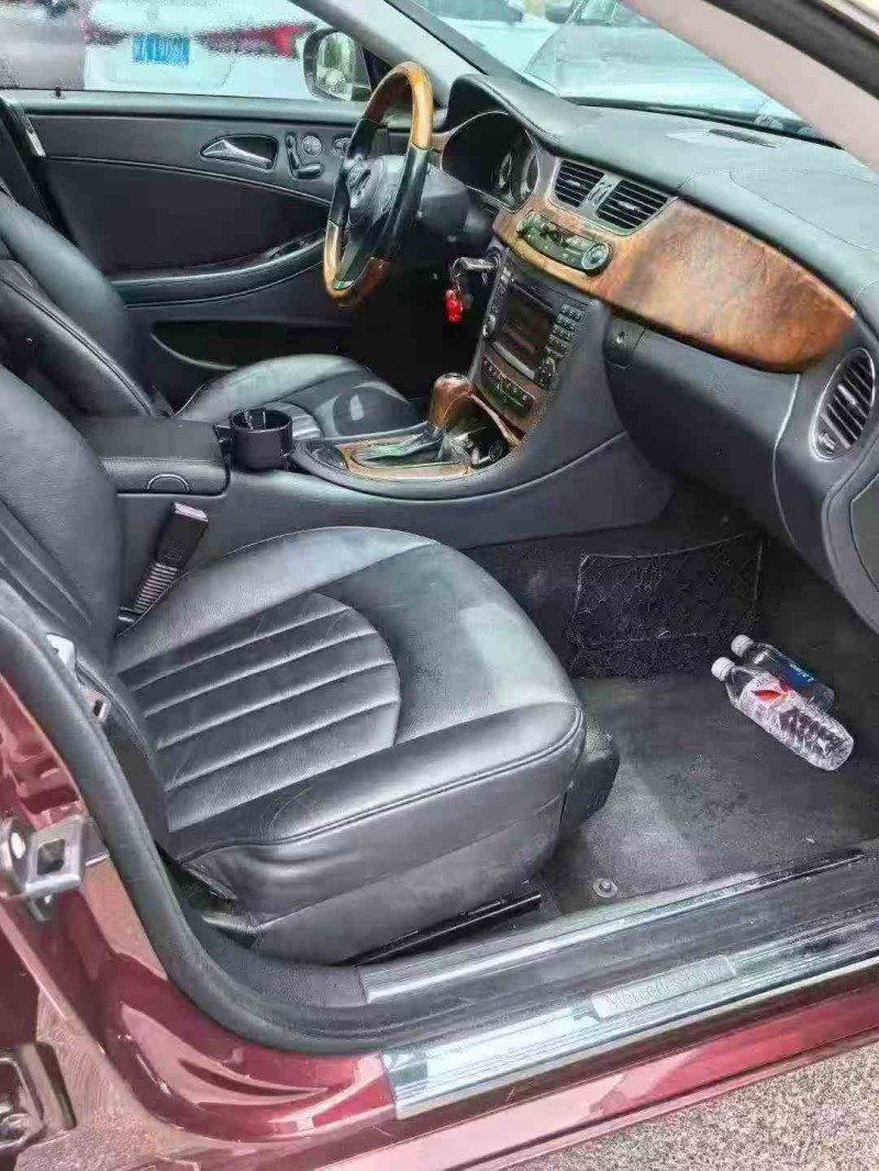 吉安10年奔驰CLS7