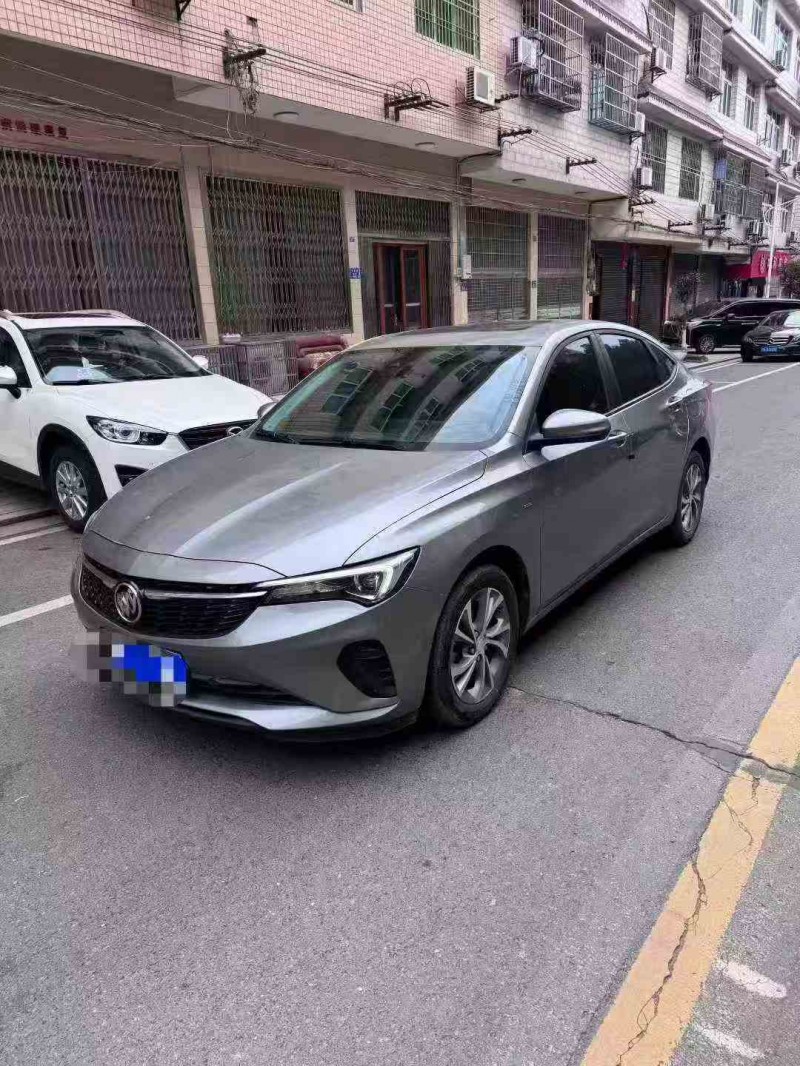 张家界24年别克威朗2