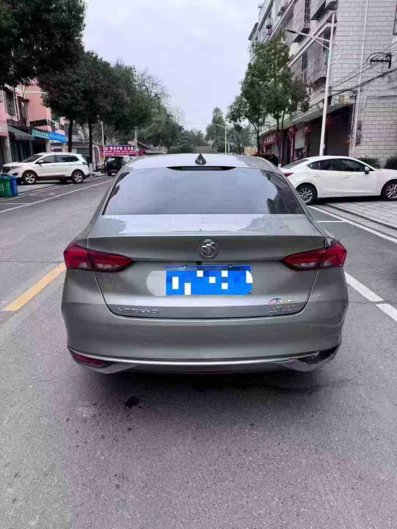 张家界24年别克威朗9