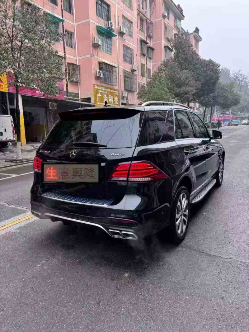 张家界18年奔驰GLE7