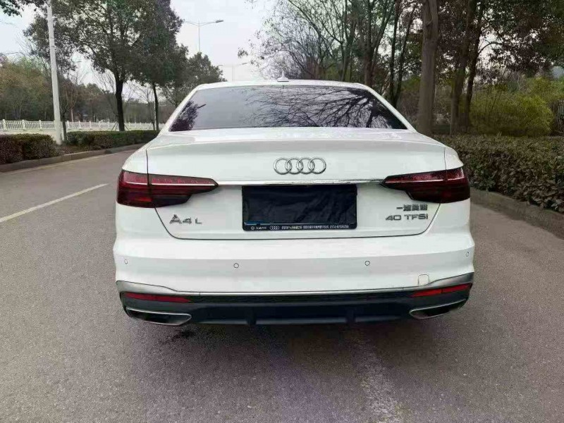 衡阳21年奥迪A4L8
