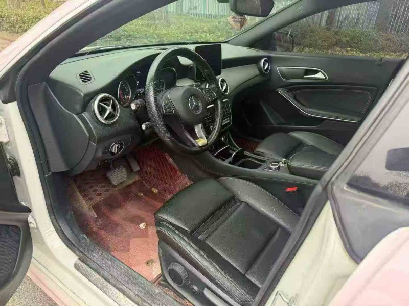 株洲19年奔驰CLA6