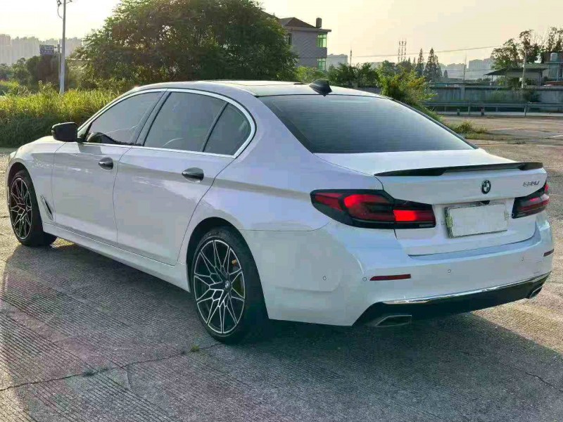 常德20年宝马5系9