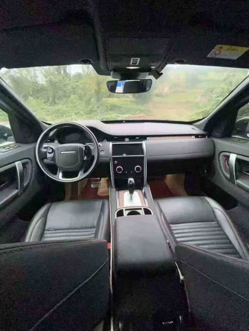 张家界20年路虎揽胜运动5