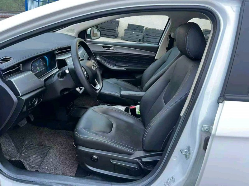 常德24年奇瑞艾瑞泽4