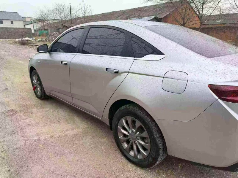 吉安23年吉利几何8