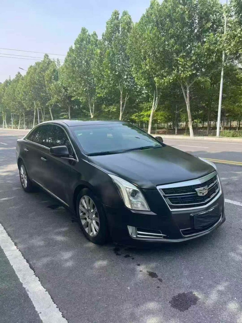 淮安17年凯迪拉克XTS2