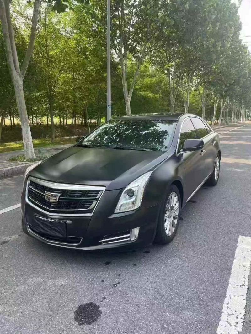 淮安17年凯迪拉克XTS3