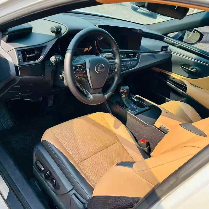 济宁24年雷克萨斯ES4