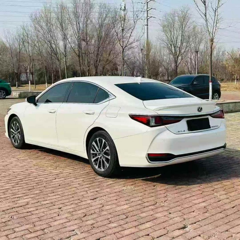 济宁24年雷克萨斯ES9