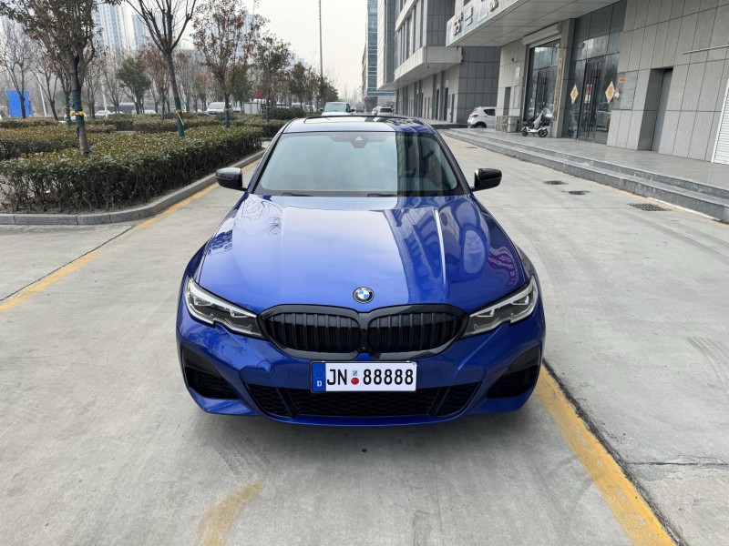 济宁21年宝马3系1