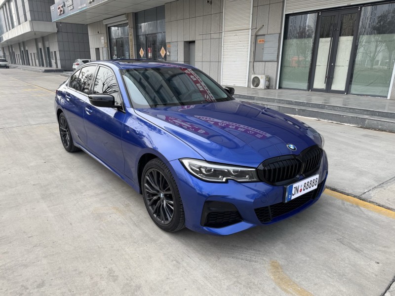 济宁21年宝马3系3