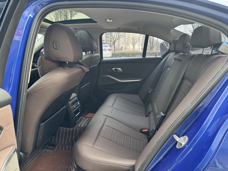 济宁21年宝马3系5