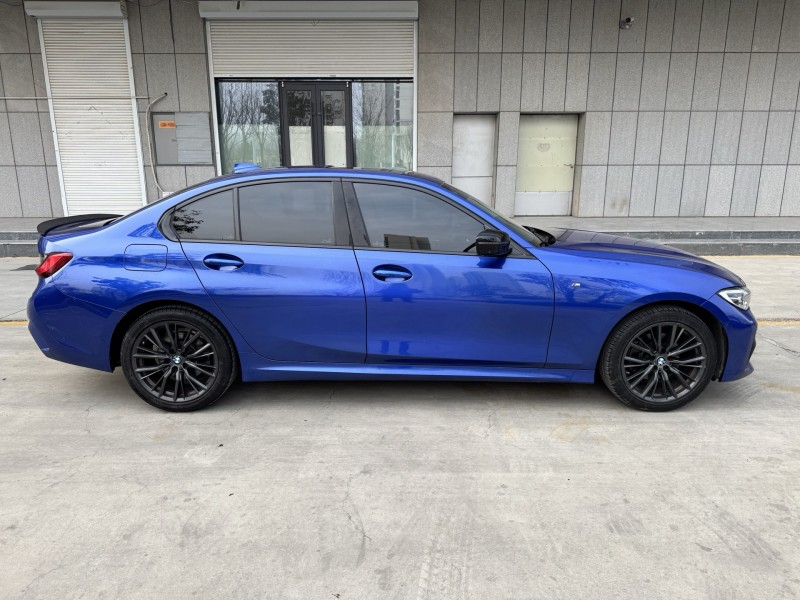 济宁21年宝马3系7