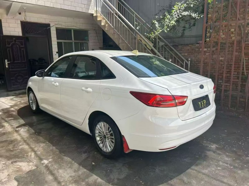 兰州18年福特福睿斯6