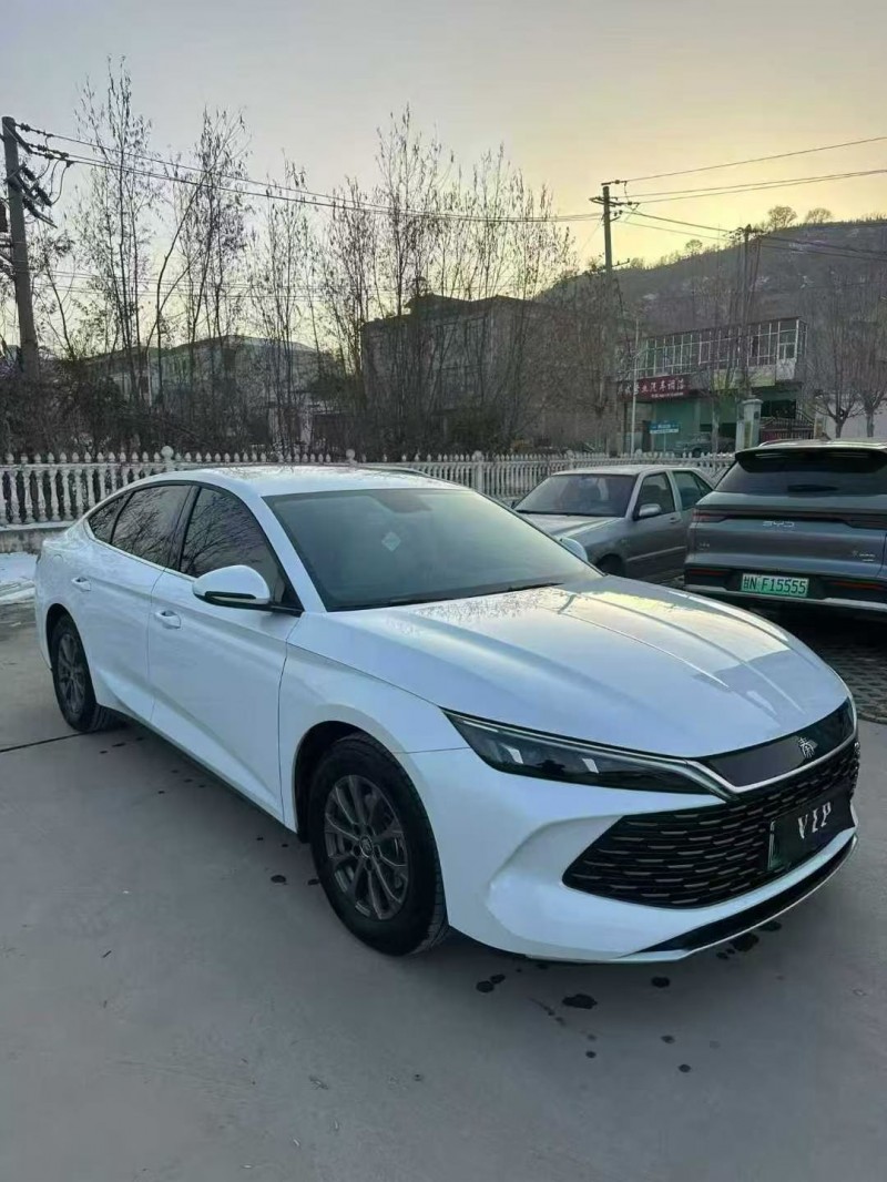 兰州25年比亚迪秦2