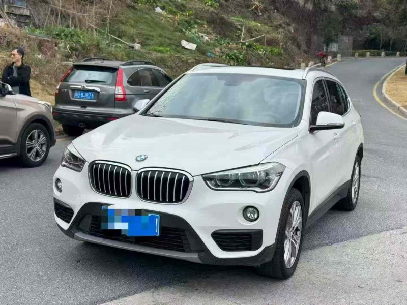 三明18年宝马X13