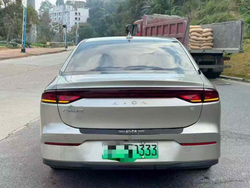 三明23年传祺埃安S5809