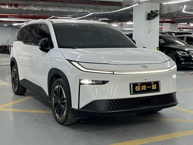 深圳25年丰田铂智2