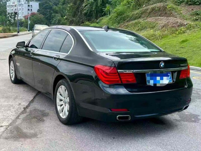 三明11年宝马7系7