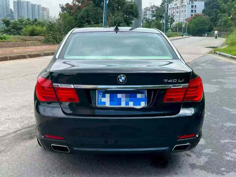 三明11年宝马7系9