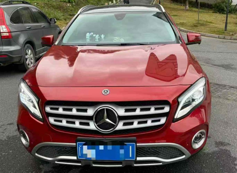 三明17年奔驰GLA1