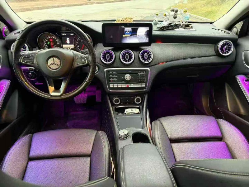 三明17年奔驰GLA5