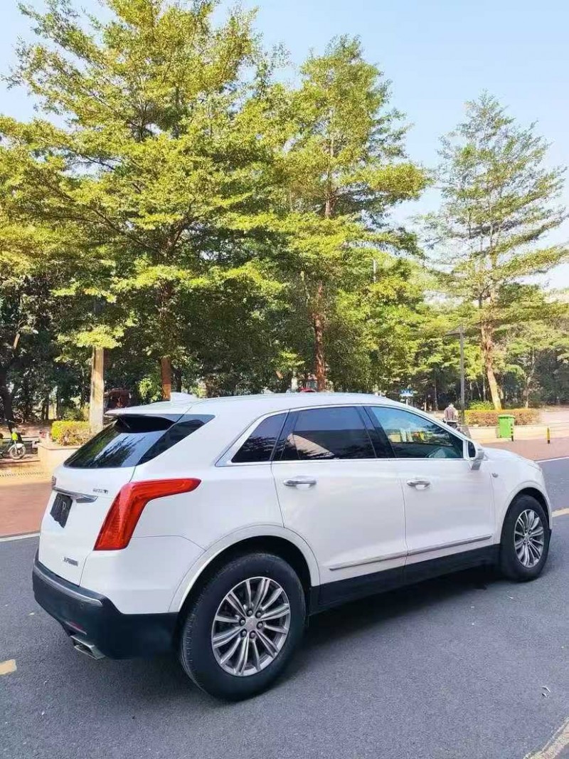 东莞18年凯迪拉克XT56
