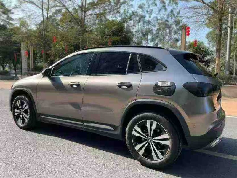 东莞21年奔驰GLA8