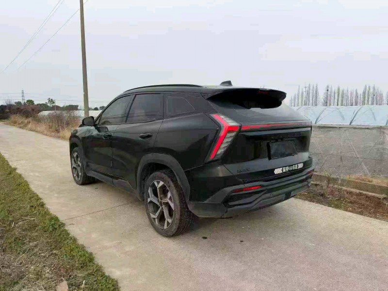 衢州23年吉利博越8