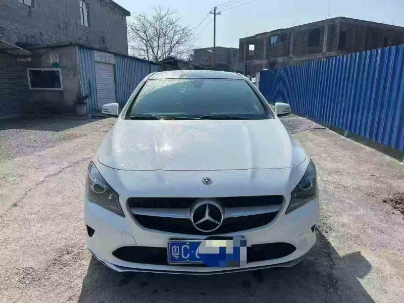 贵港19年奔驰CLA1