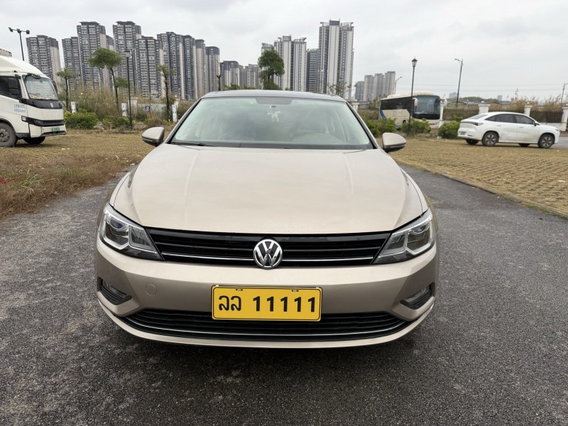 南宁15年大众凌渡1