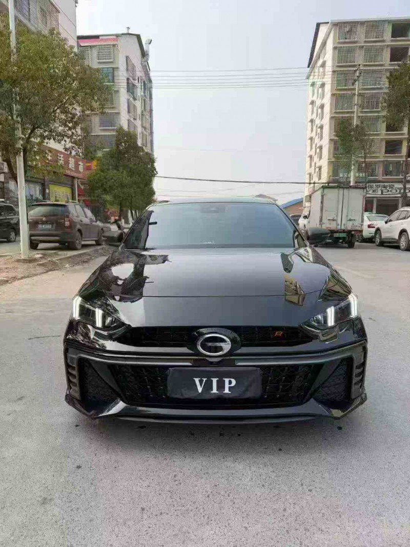 张家界24年传祺影豹1