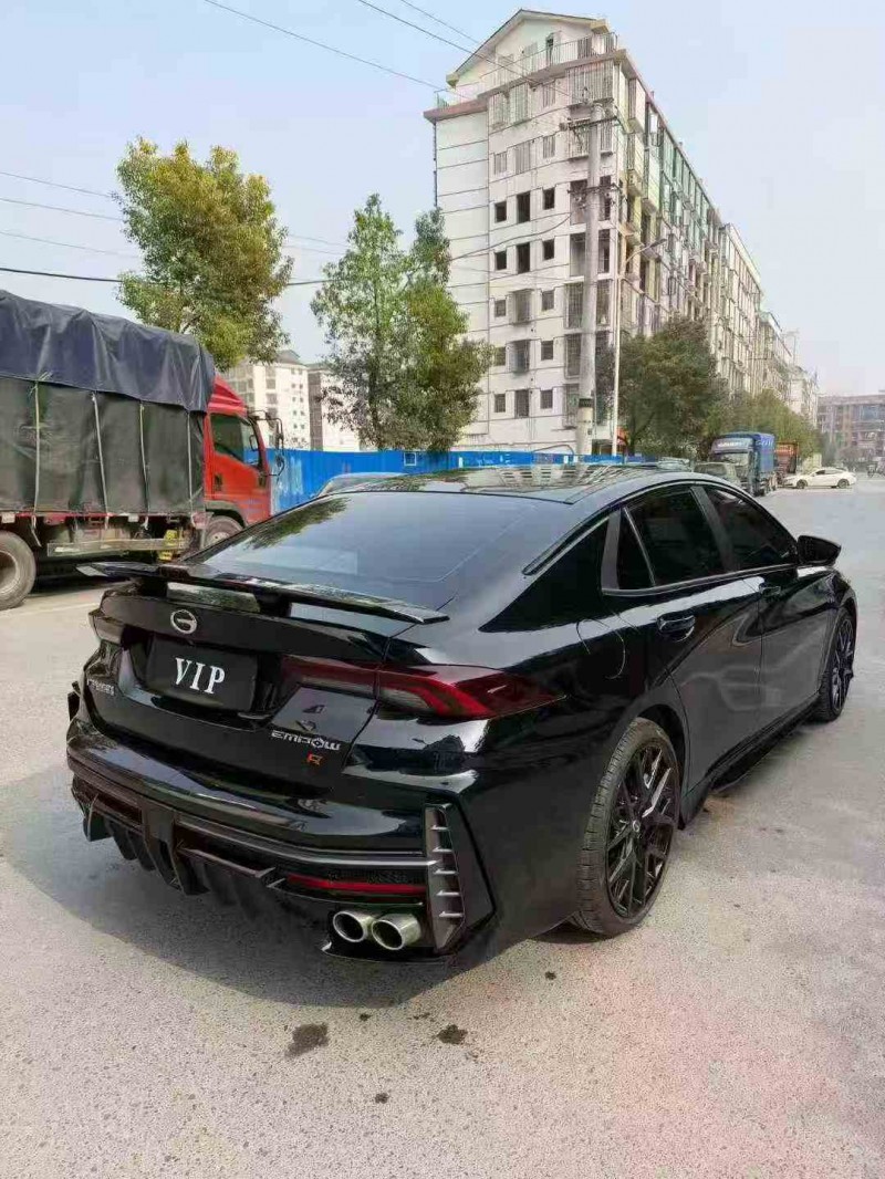 张家界24年传祺影豹8