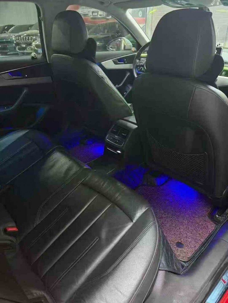 张家界19年奥迪A4L6