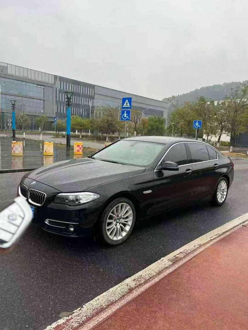 广州16年宝马5系2