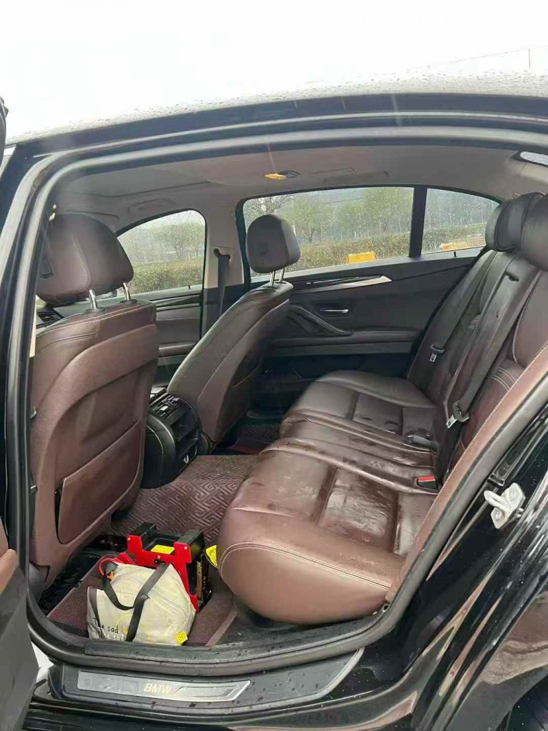 广州16年宝马5系4