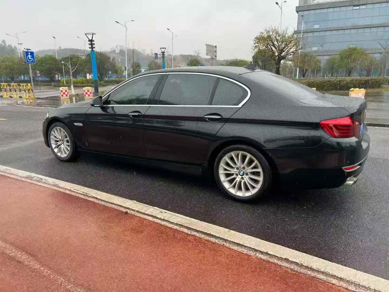 广州16年宝马5系7